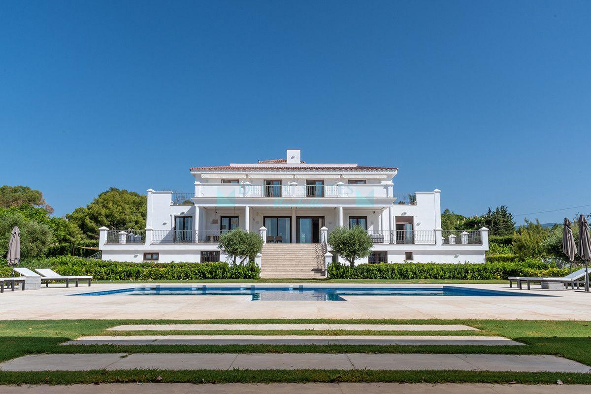 Villa en venta en Guadalmina Alta, San Pedro de Alcantara