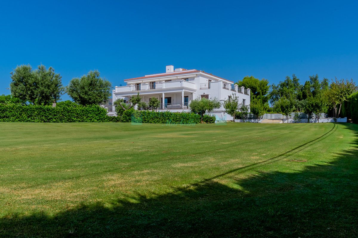 Villa en venta en Guadalmina Alta, San Pedro de Alcantara