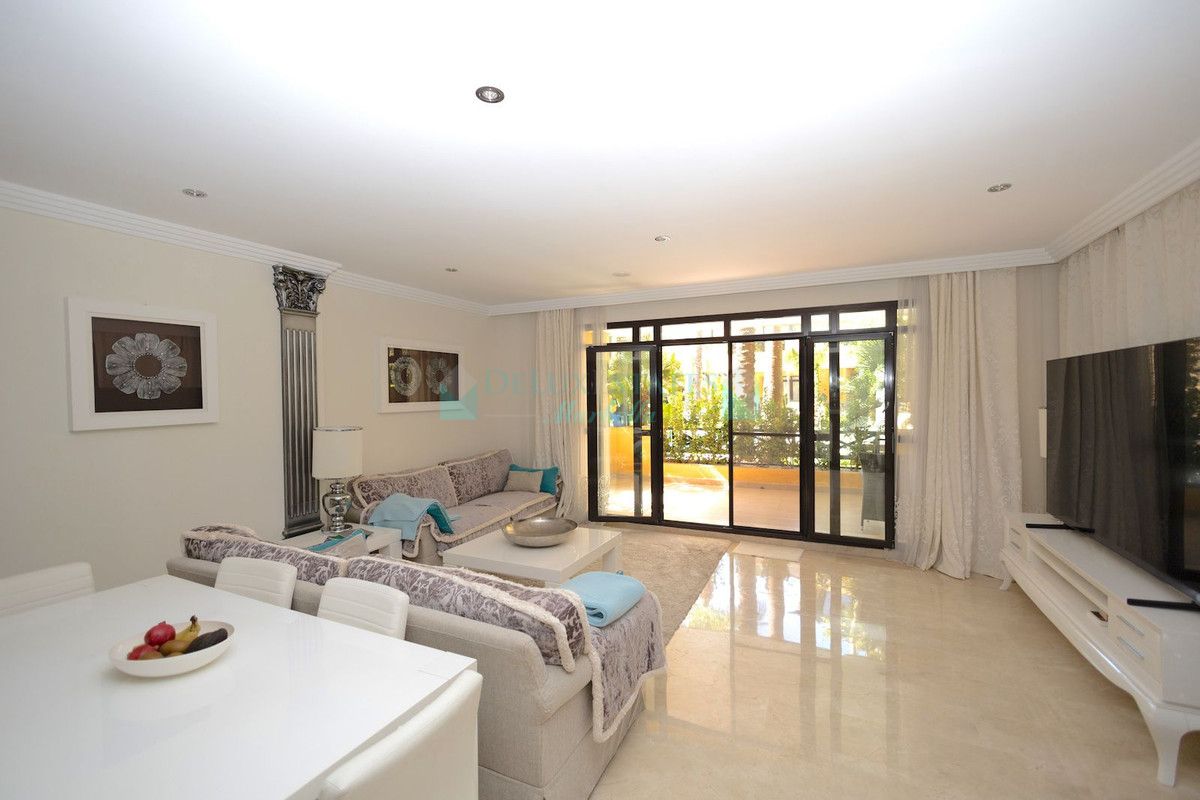 Apartamento Planta Baja en venta en Marbella - Puerto Banus