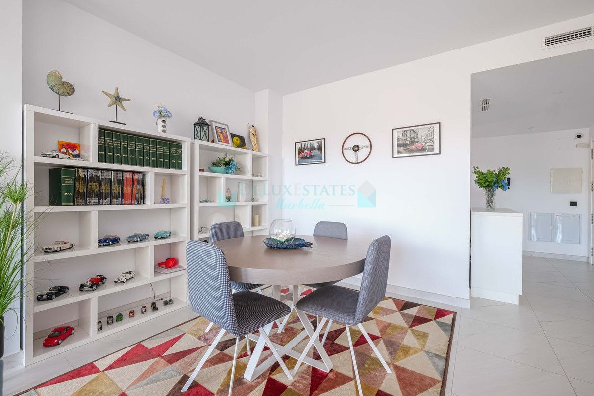 Penthouse for sale in Estepona