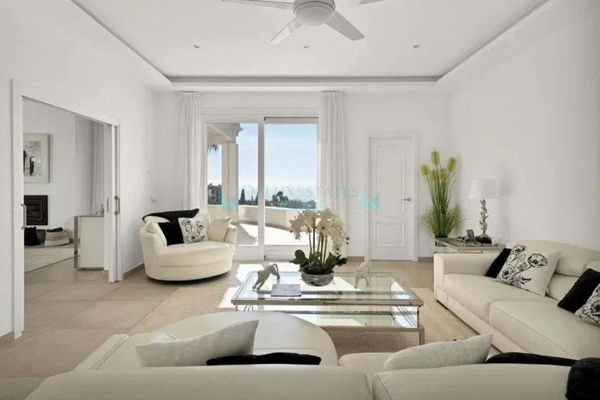 Villa en venta en Hacienda las Chapas, Marbella Este