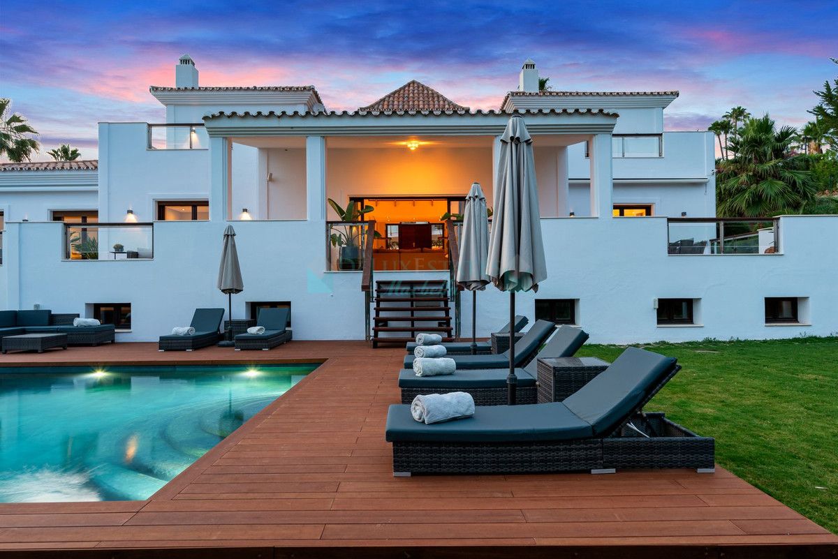 Villa for rent in Benahavis