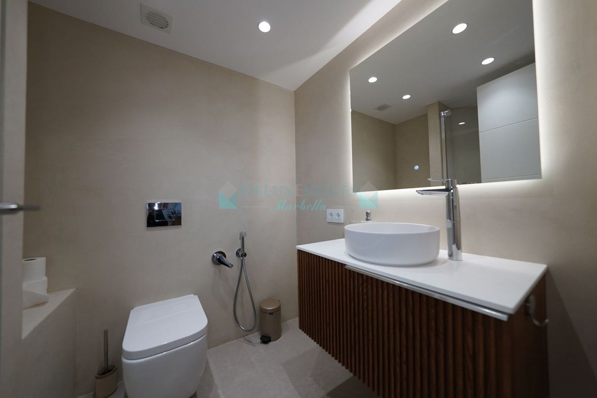 Apartment for rent in Nueva Andalucia