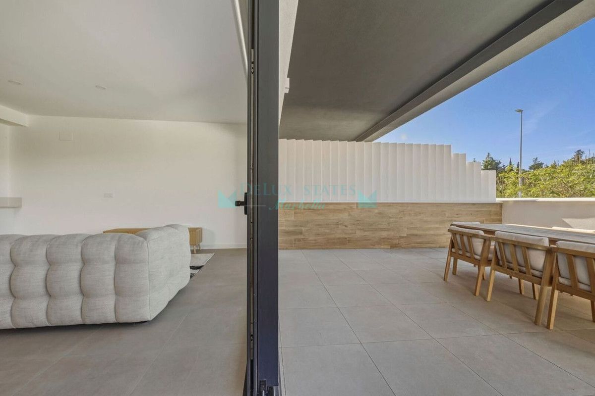 Villa Pareada en alquiler en Estepona