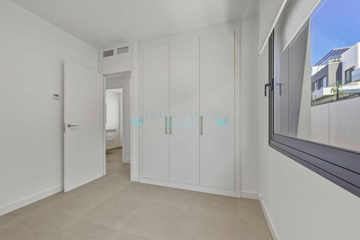 Villa Pareada en alquiler en Estepona