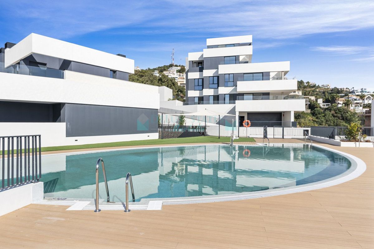 Ground Floor Apartment for sale in Los Altos de los Monteros, Marbella East