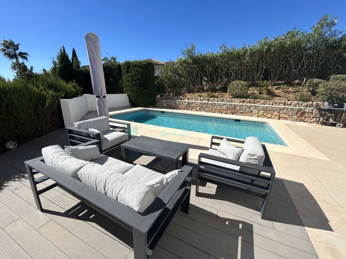 Villa for sale in Elviria, Marbella East