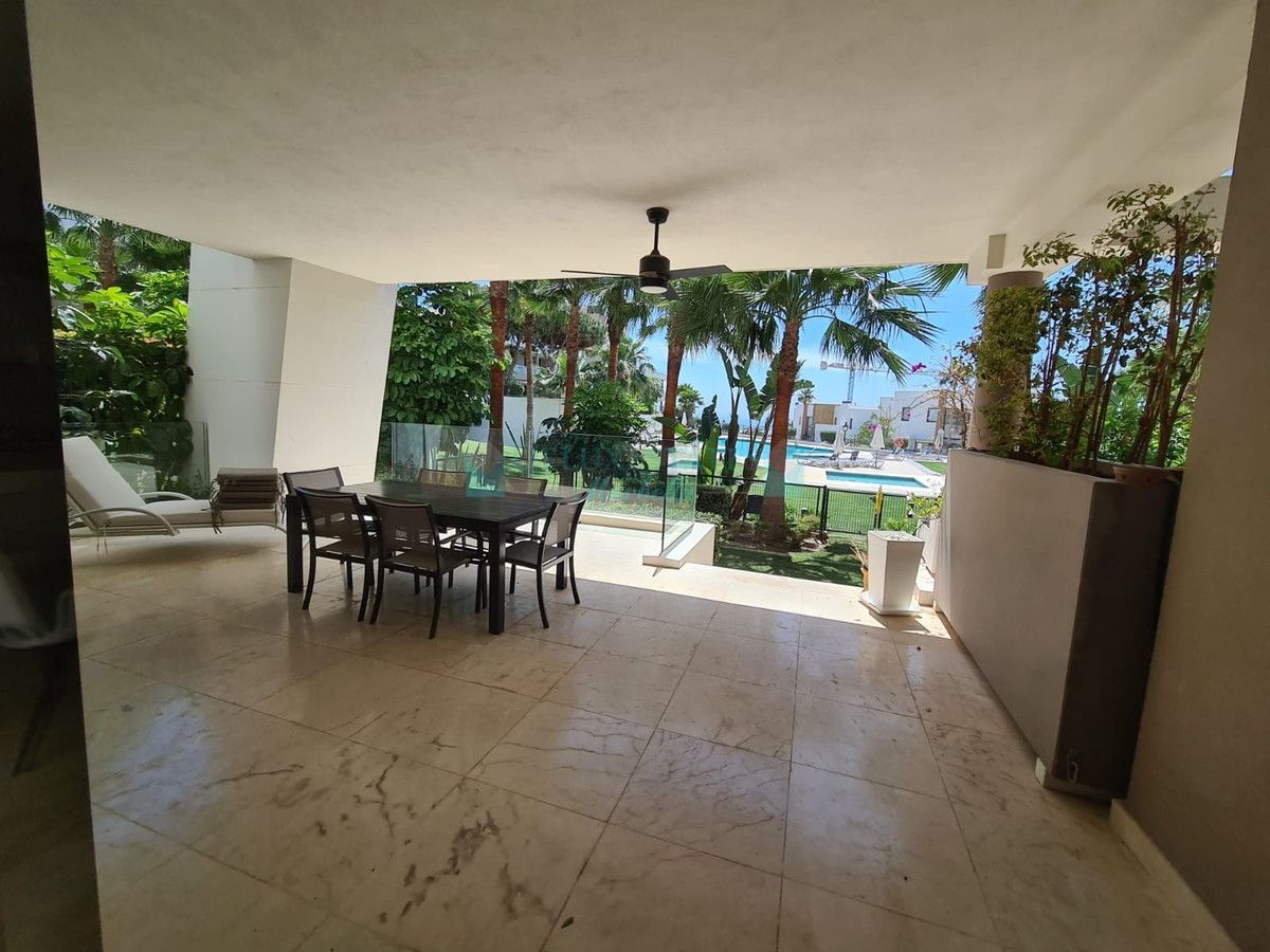 Ground Floor Apartment for rent in Cabopino, Marbella East
