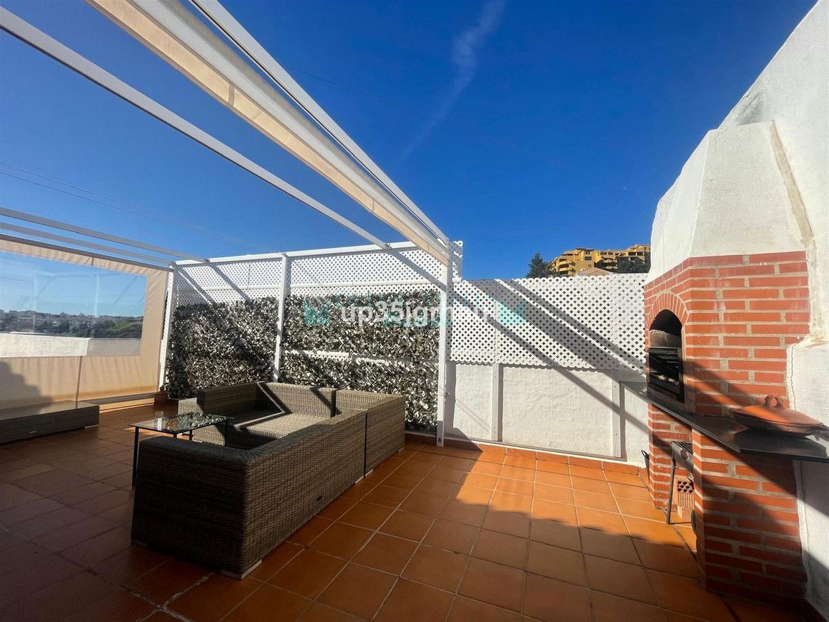 Ático en venta en Selwo, Estepona