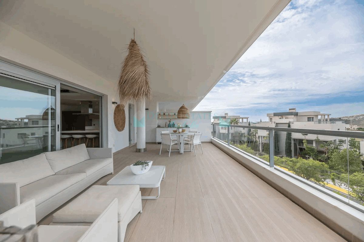 Apartamento en alquiler en Benahavis