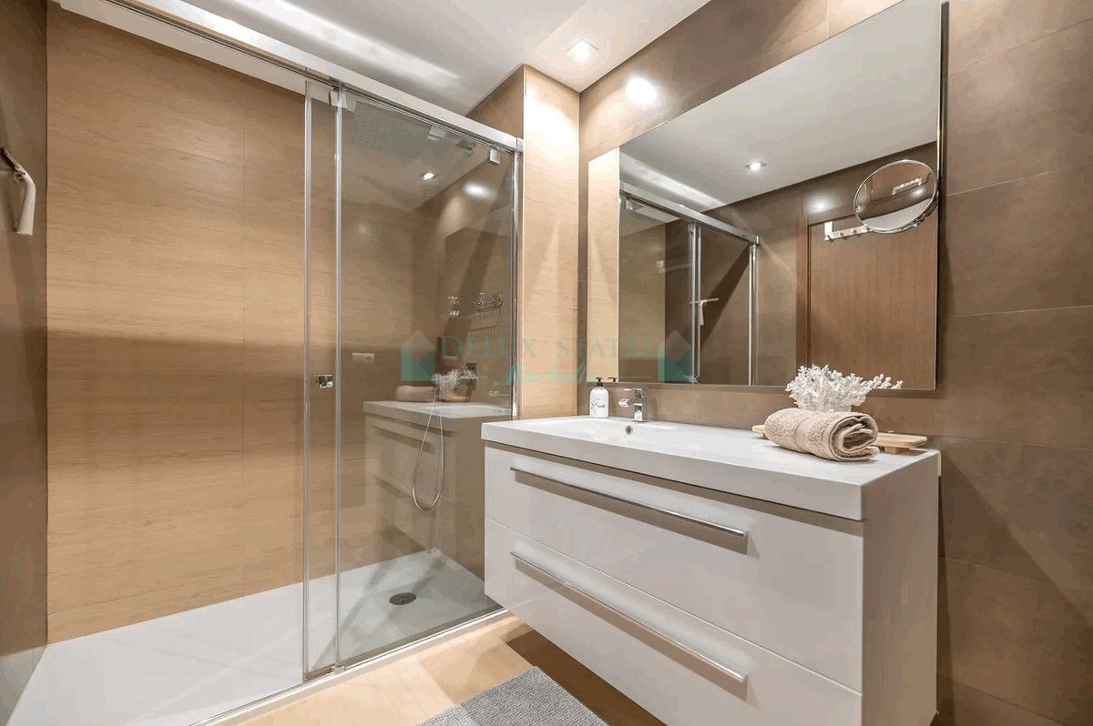 Apartamento en alquiler en Benahavis