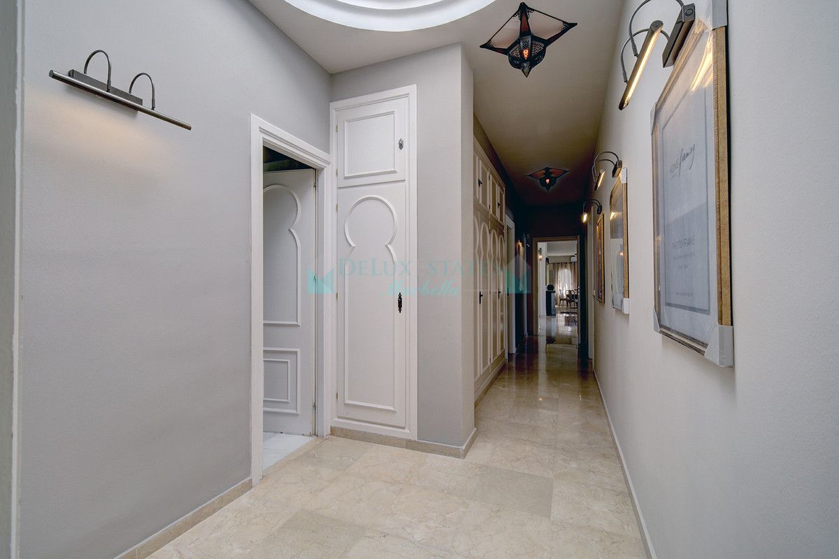 Villa en alquiler en Estepona