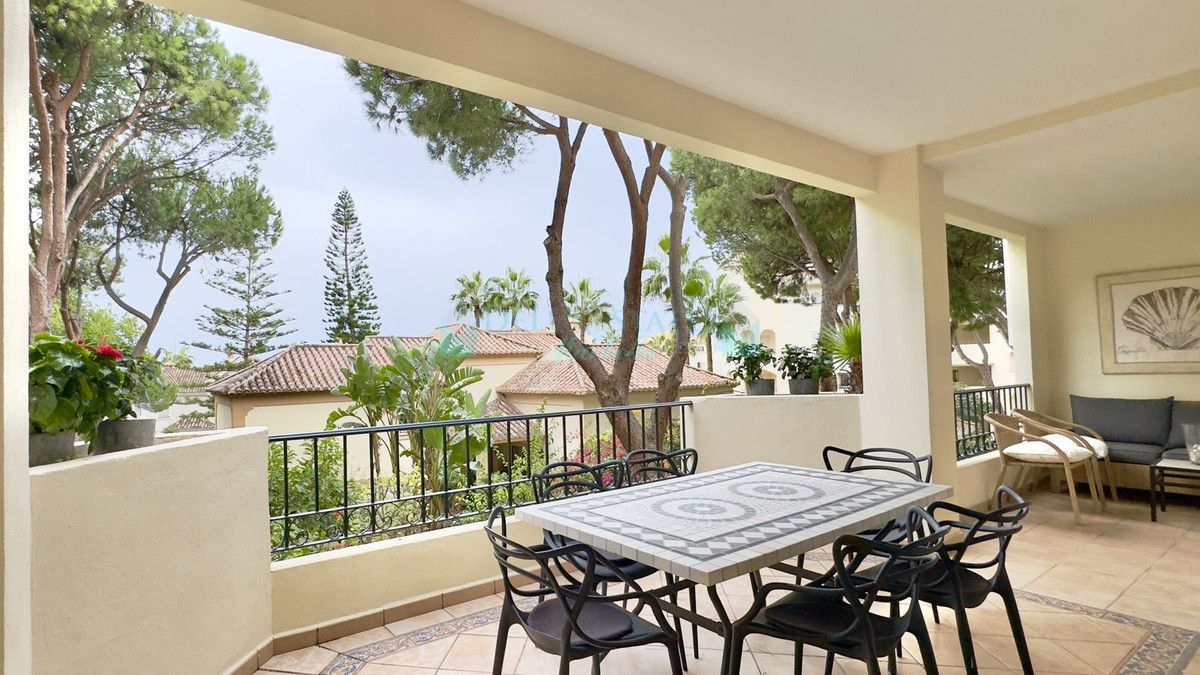 Apartamento en venta en Elviria, Marbella Este