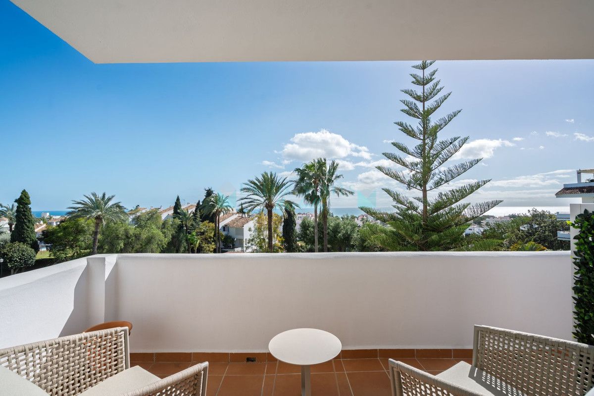 Apartment for sale in Nueva Andalucia