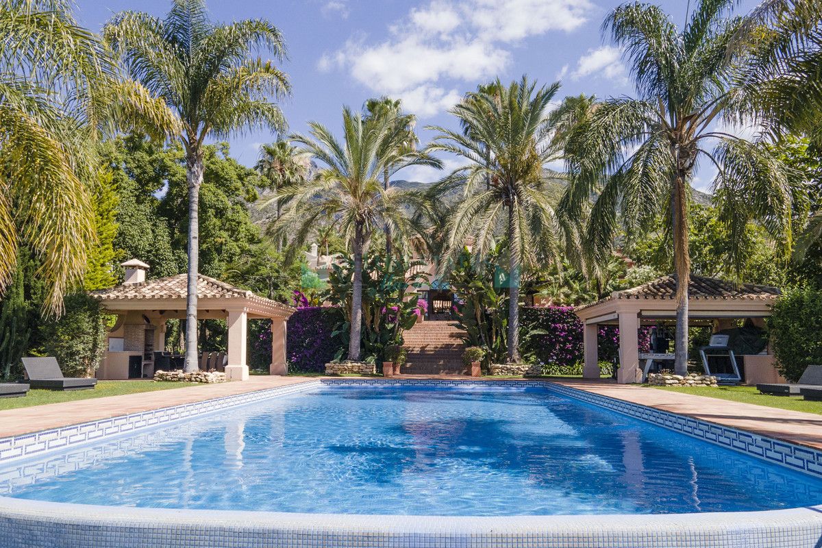 Villa for sale in Sierra Blanca, Marbella Golden Mile