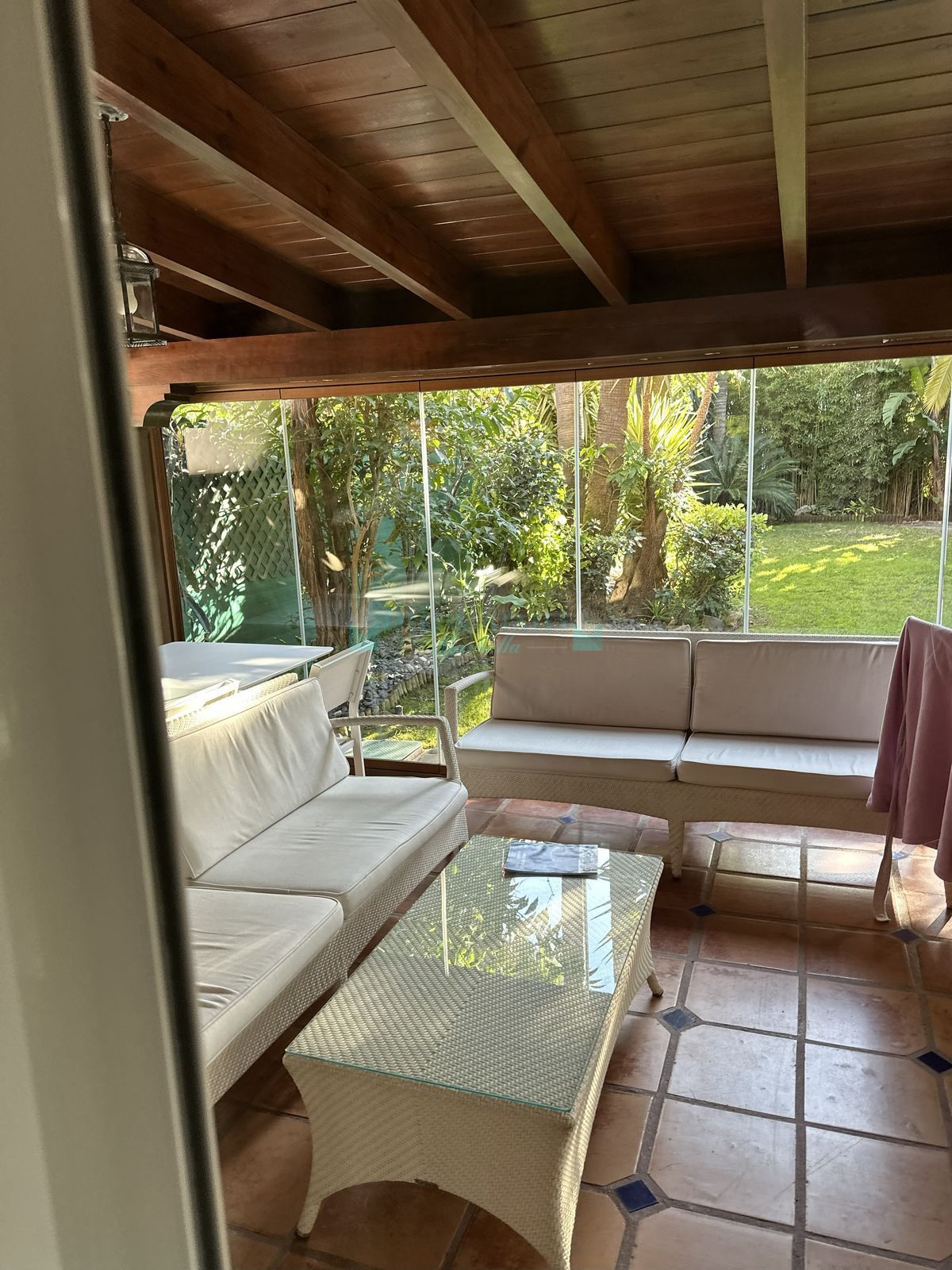 Adosado en venta en Atalaya, Estepona