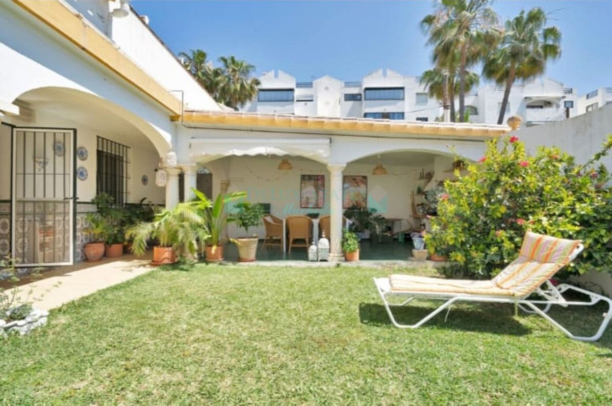 Semi Detached Villa for rent in San Pedro de Alcantara