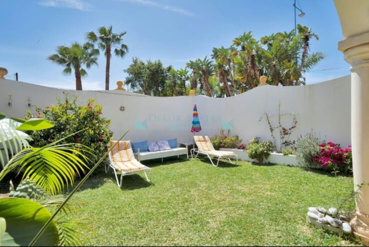 Semi Detached Villa for rent in San Pedro de Alcantara