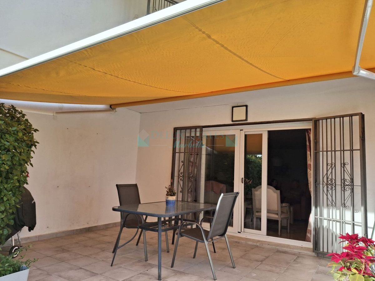 Town House for sale in Atalaya, Estepona