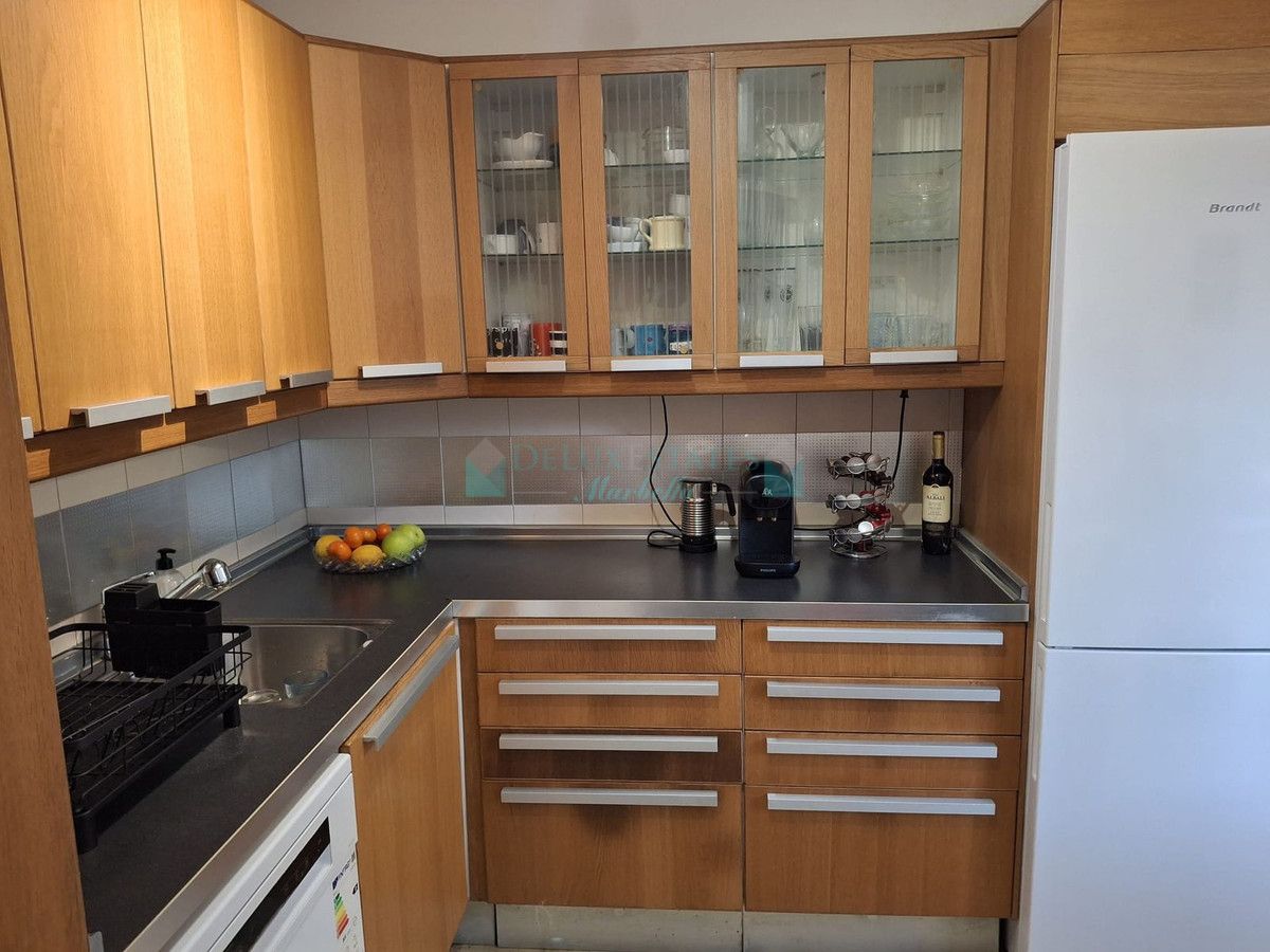 Town House for sale in Atalaya, Estepona