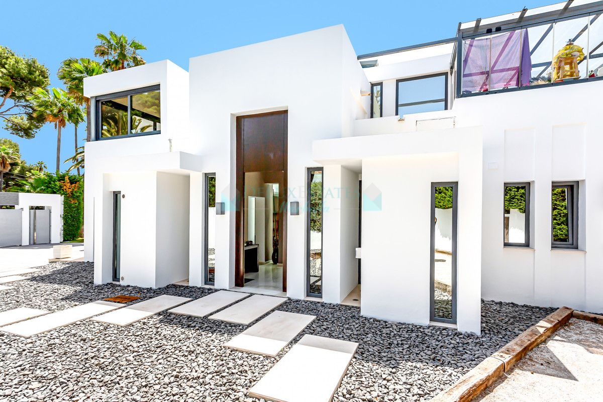 Villa for sale in Marbella Golden Mile