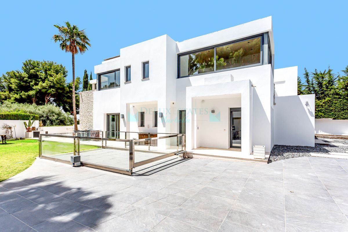 Villa for sale in Marbella Golden Mile