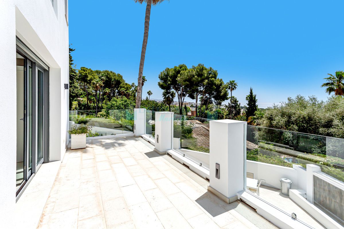 Villa for sale in Marbella Golden Mile