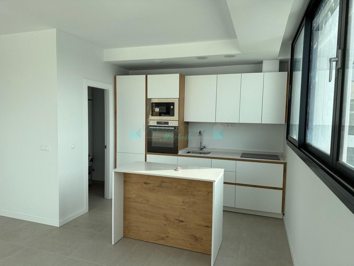 Penthouse for sale in Estepona