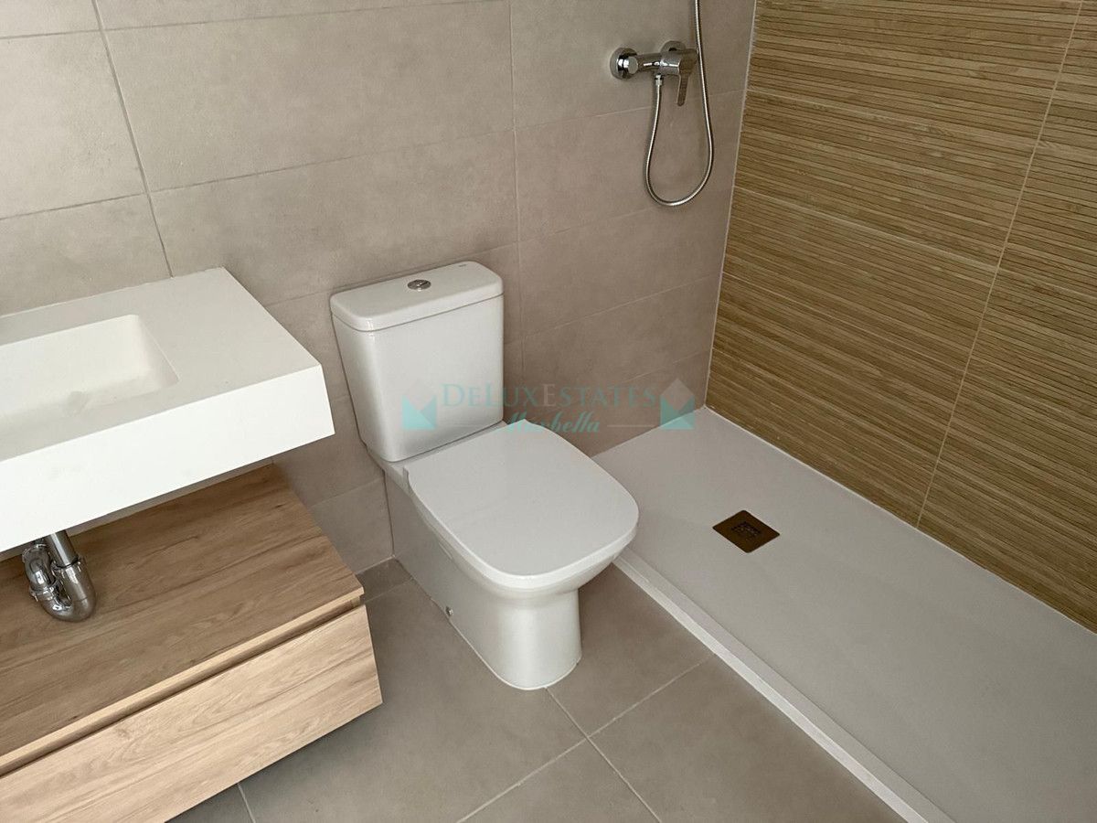 Penthouse for sale in Estepona