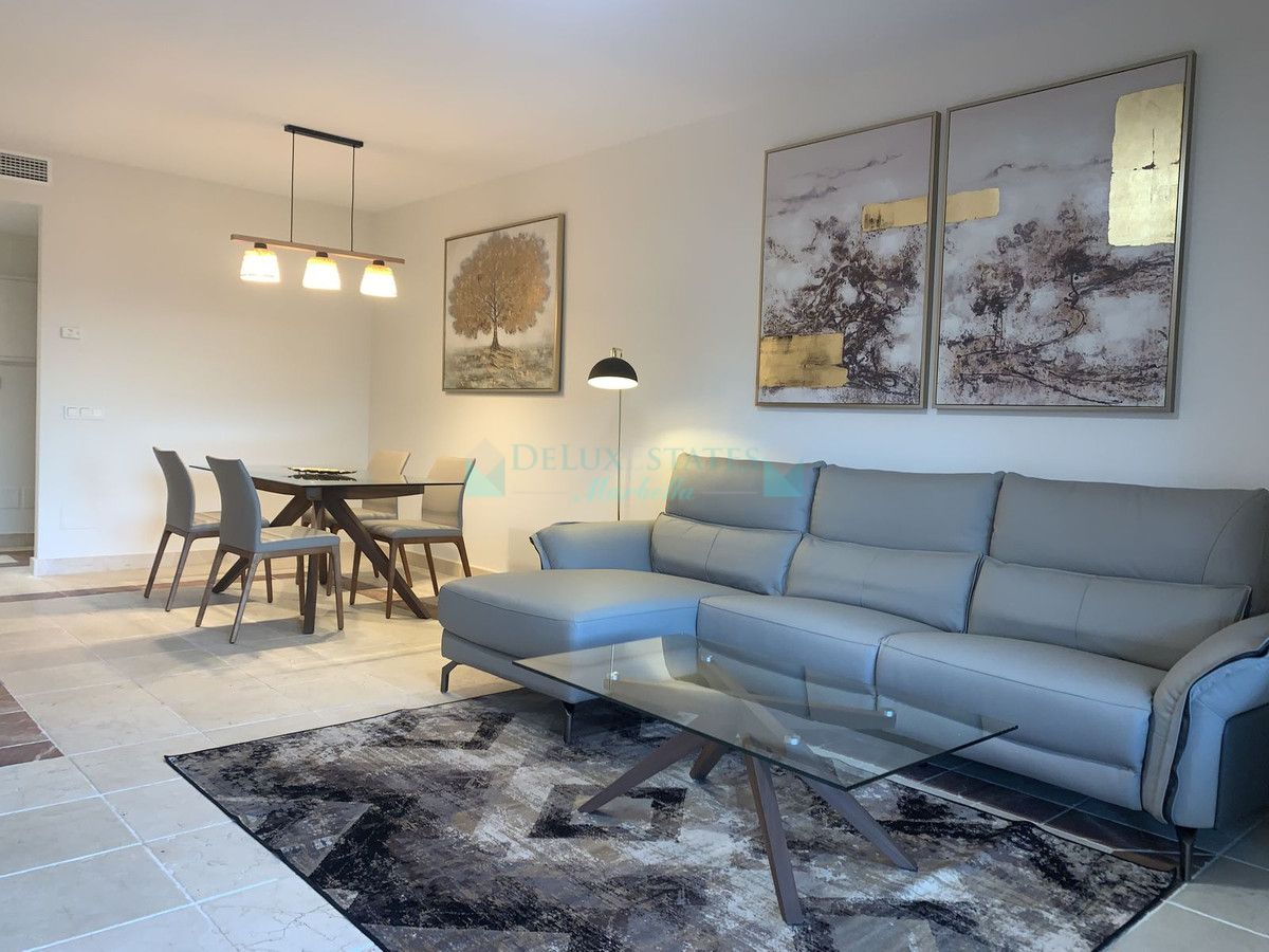 Apartamento Planta Baja en alquiler en Atalaya, Estepona