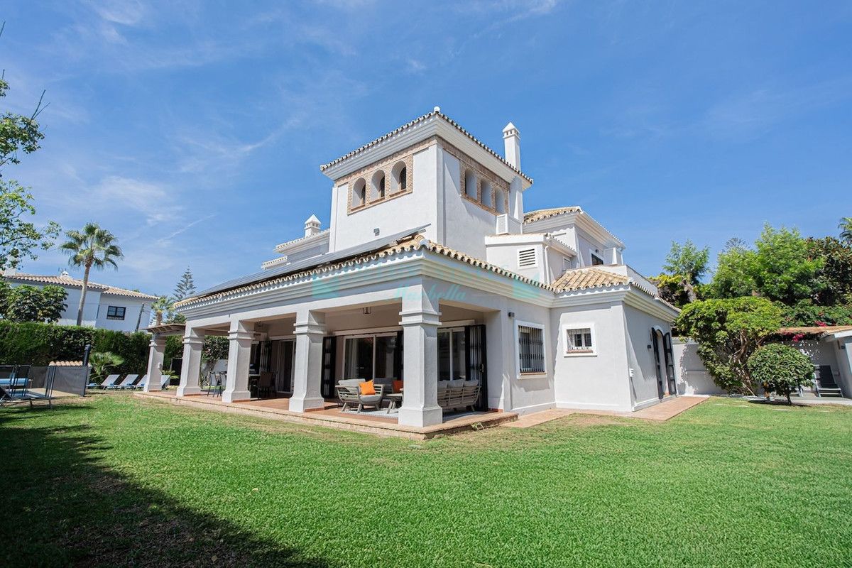 Villa en alquiler en San Pedro de Alcantara