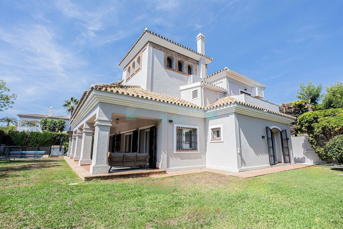 Villa en alquiler en San Pedro de Alcantara