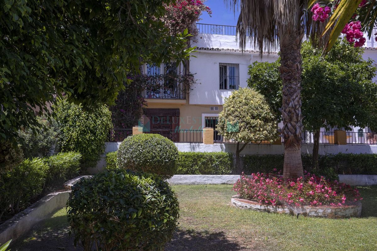 Adosado en venta en Marbella