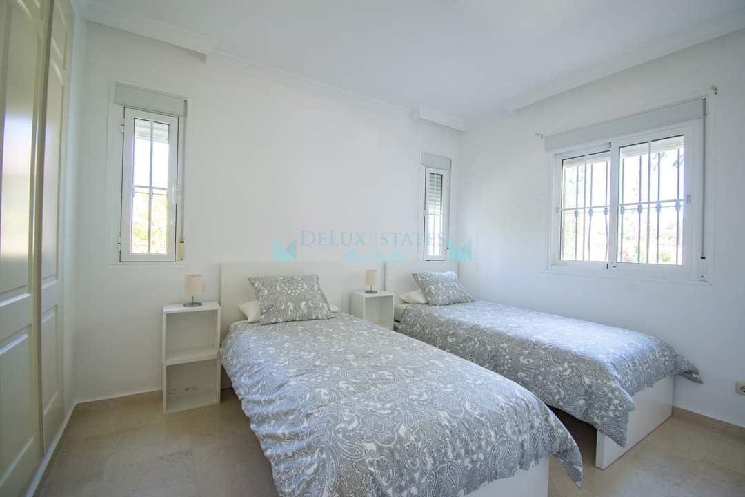 Villa for rent in Marbella