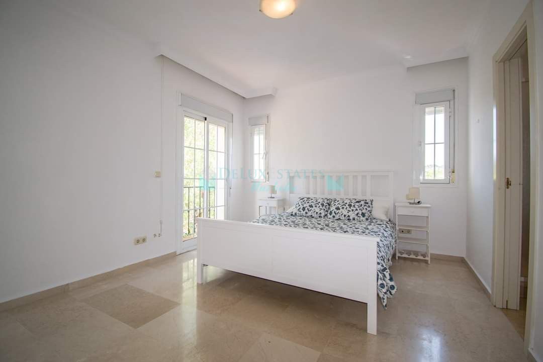 Villa for rent in Marbella