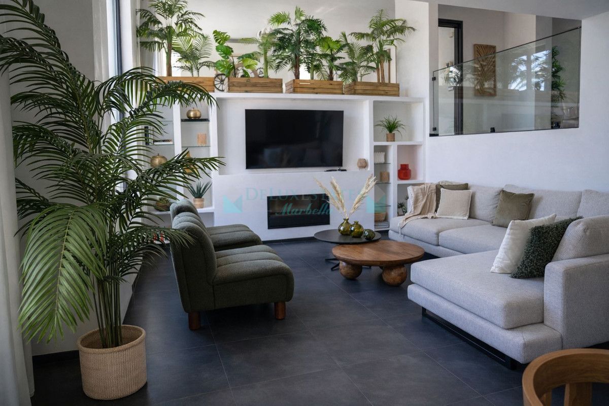 Villa for rent in Nueva Andalucia