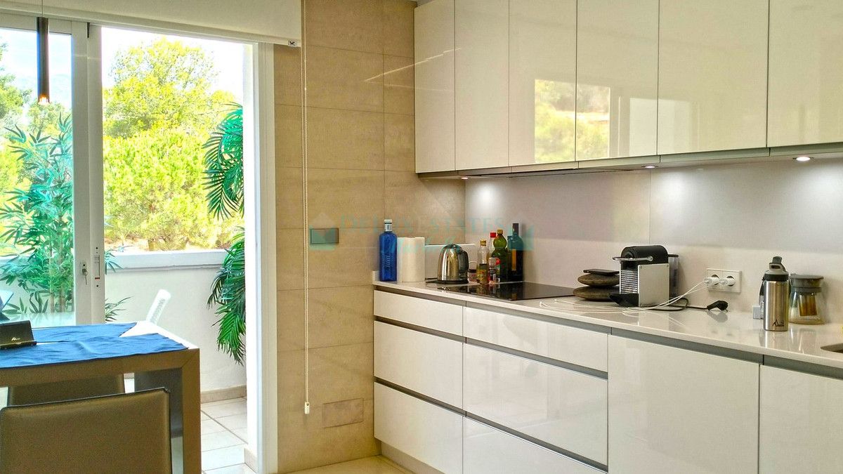 Apartamento en venta en Rio Real, Marbella Este