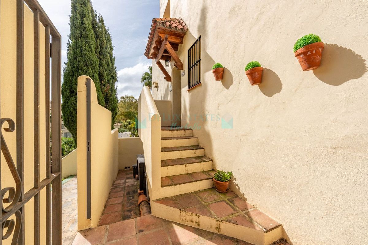 Apartamento Planta Baja en venta en Aloha, Nueva Andalucia