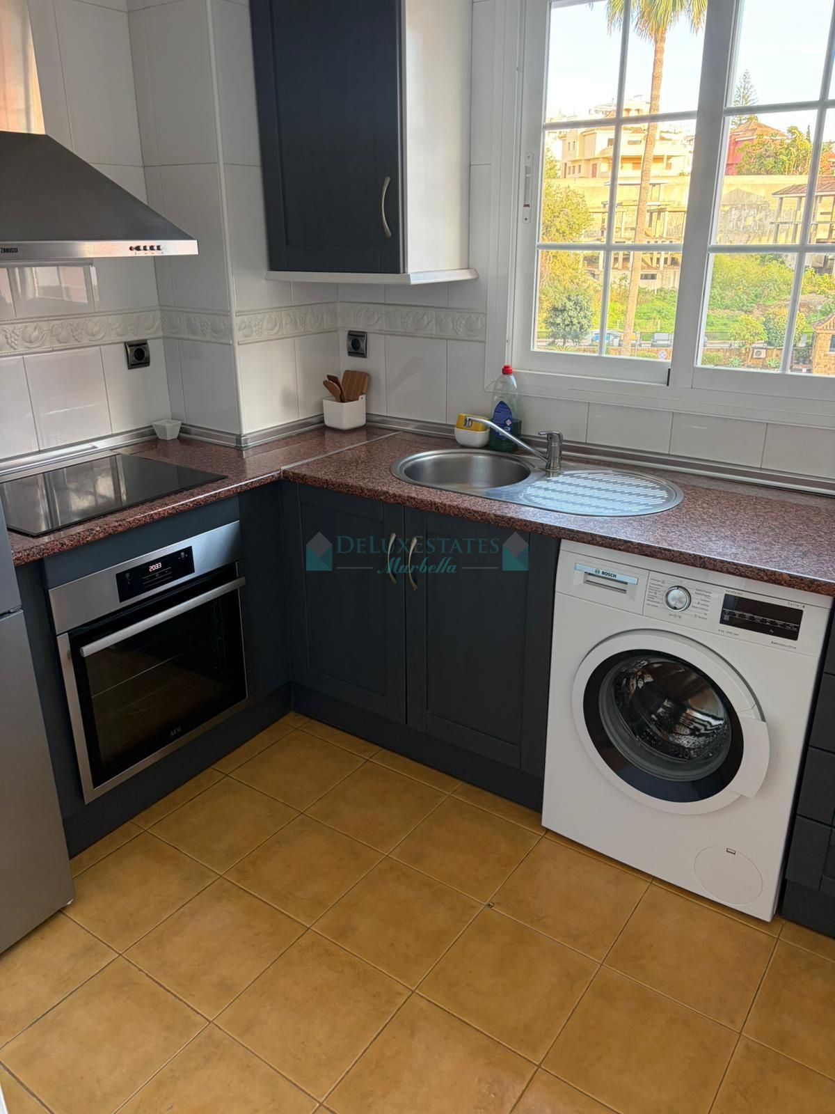 Apartment for rent in Nueva Andalucia