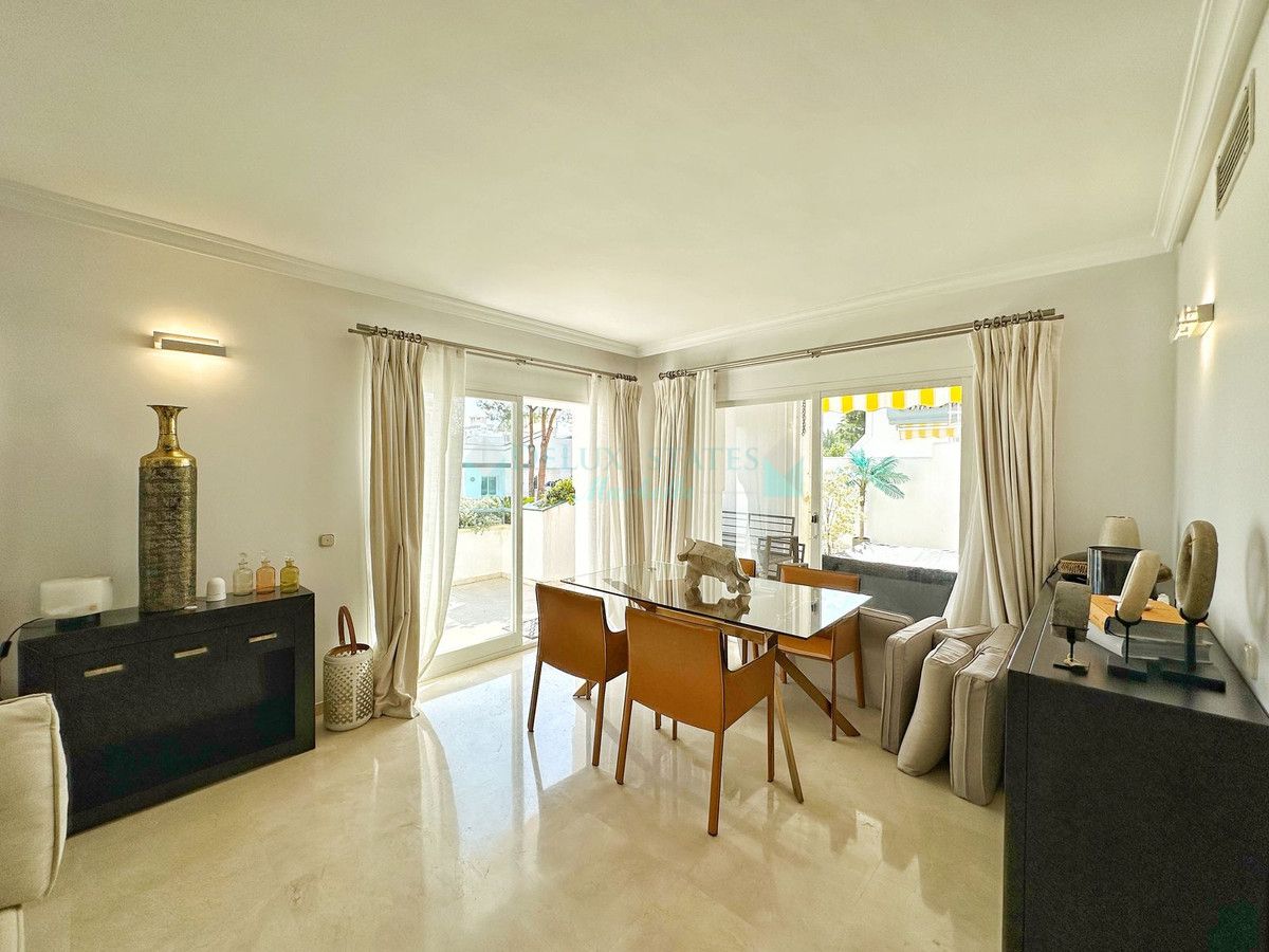 Penthouse for sale in New Golden Mile, Estepona