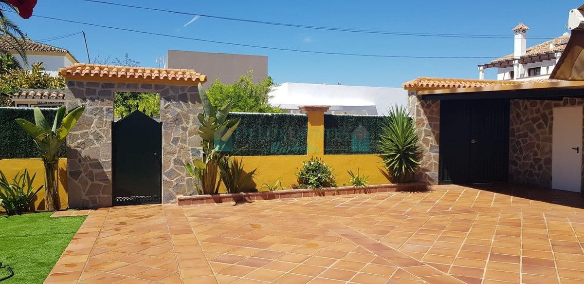 Villa for sale in San Pedro de Alcantara