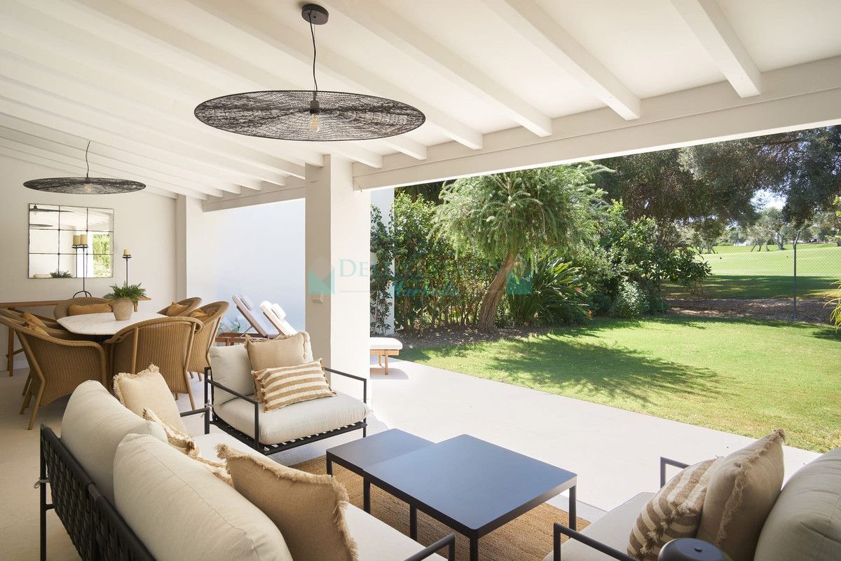 Town House for sale in Nueva Andalucia