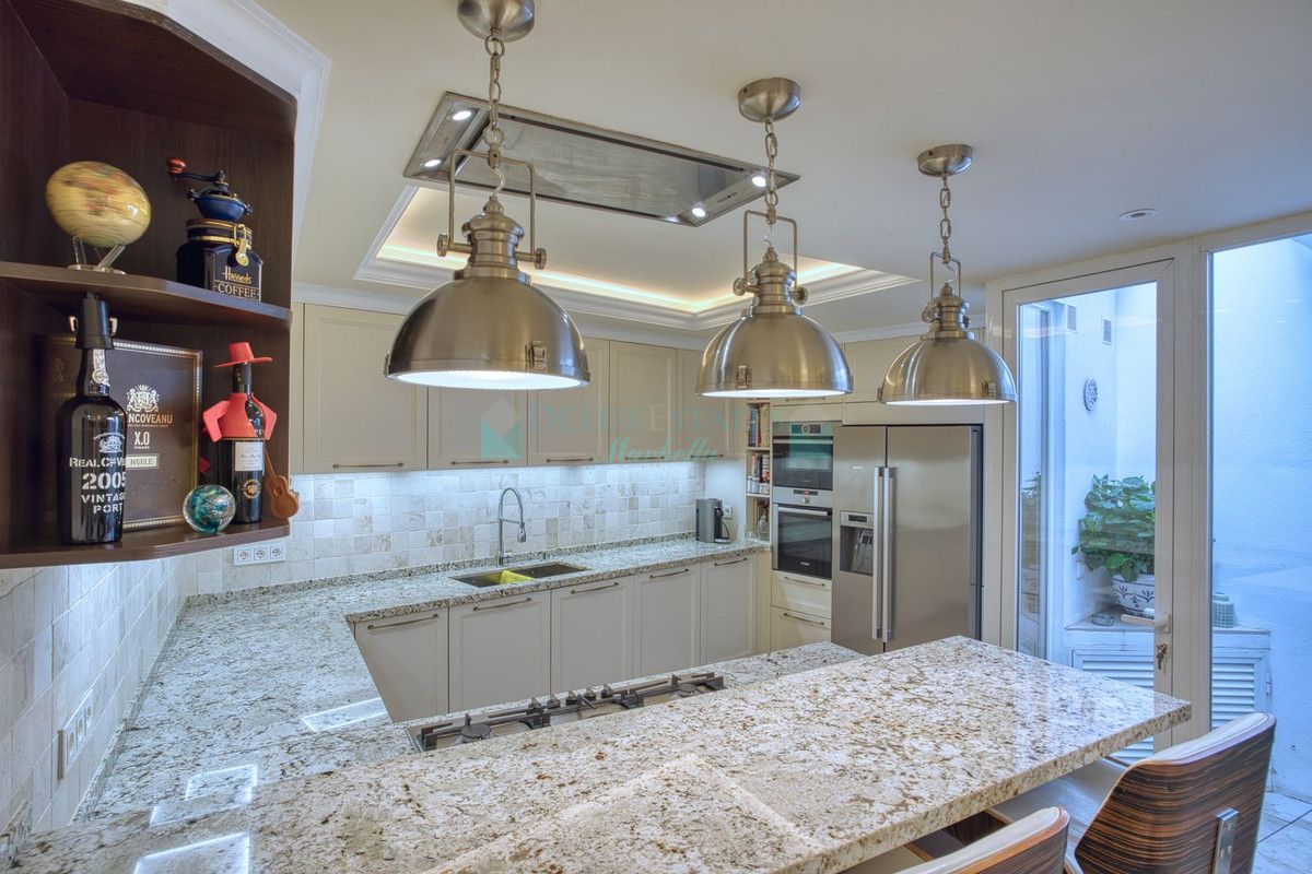 Town House for sale in Marbella