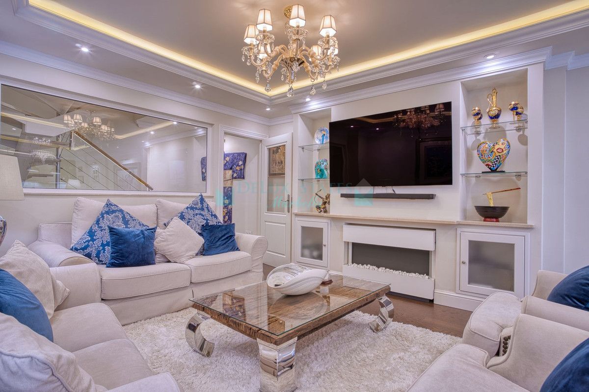 Town House for sale in Marbella