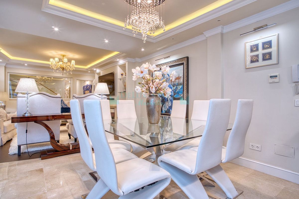 Town House for sale in Marbella