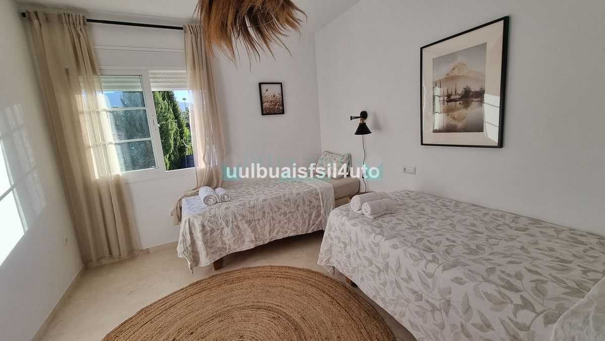 Town House for rent in Nueva Andalucia