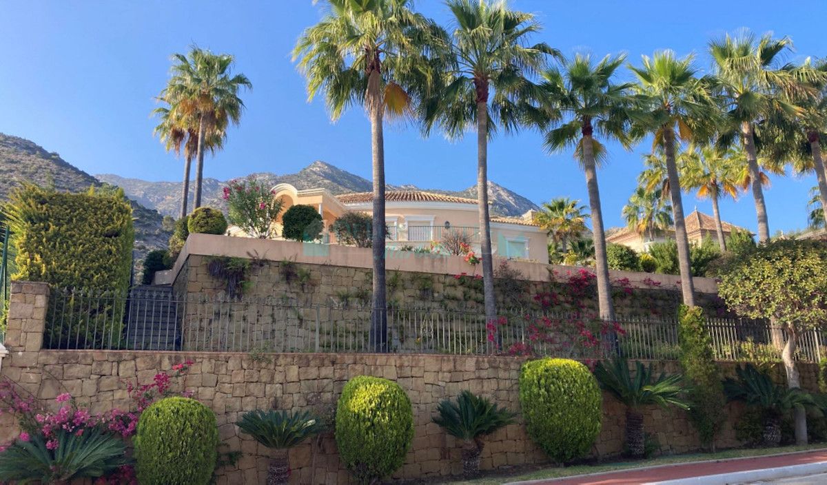 Villa for sale in Sierra Blanca, Marbella Golden Mile