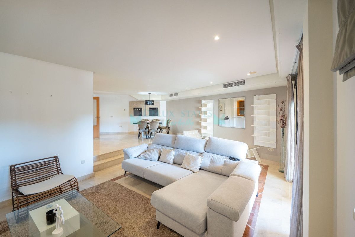 Apartment for rent in Marbella - Puerto Banus