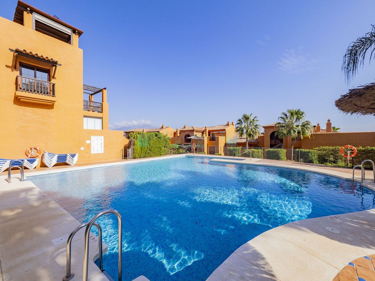 Ground Floor Apartment for sale in Benahavis