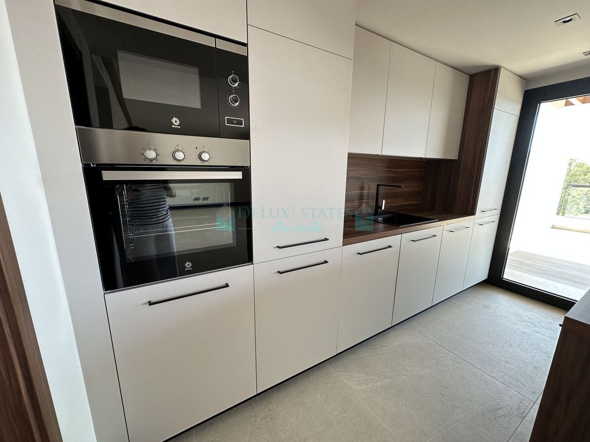 Ground Floor Apartment for rent in Nueva Andalucia
